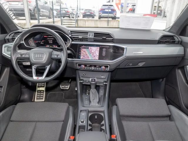Audi Q3 35 TFSI S-Line