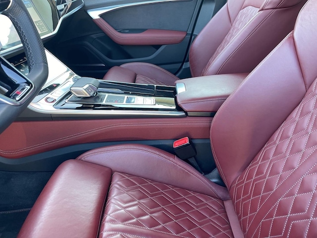 Audi S6 Avant Quattro