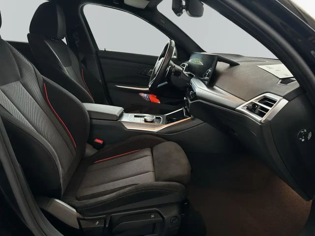 BMW 320 320d M-Sport Sedan