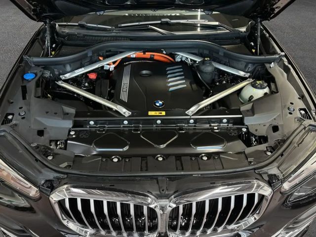 BMW X5 xDrive45e