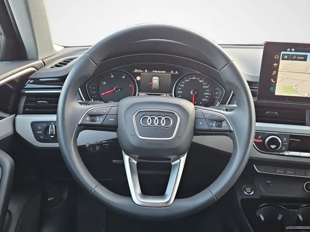 Audi A4 30 TDI Avant S-Tronic
