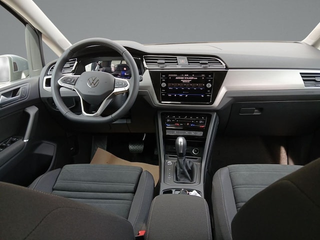 Volkswagen Touran 1.5 TSI DSG R-Line