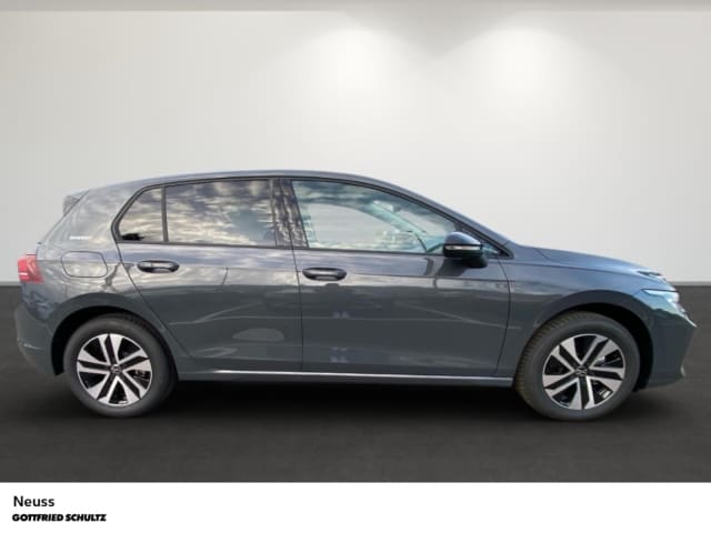 Volkswagen Golf 1.5 eTSI DSG