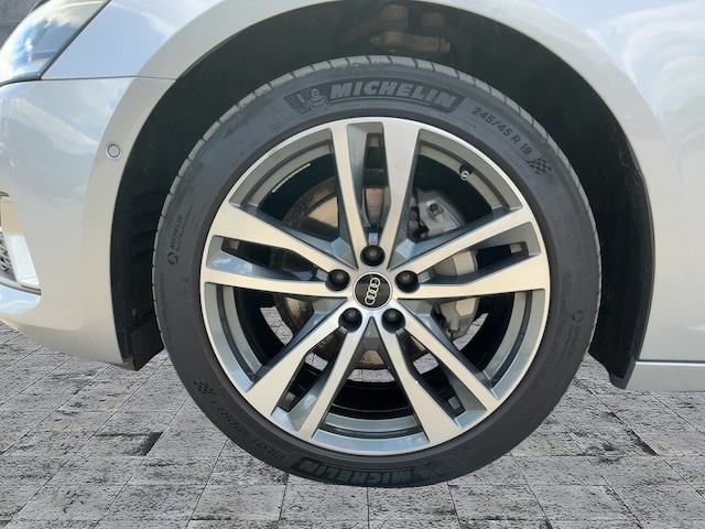 Audi A6 40 TDI Avant S-Tronic