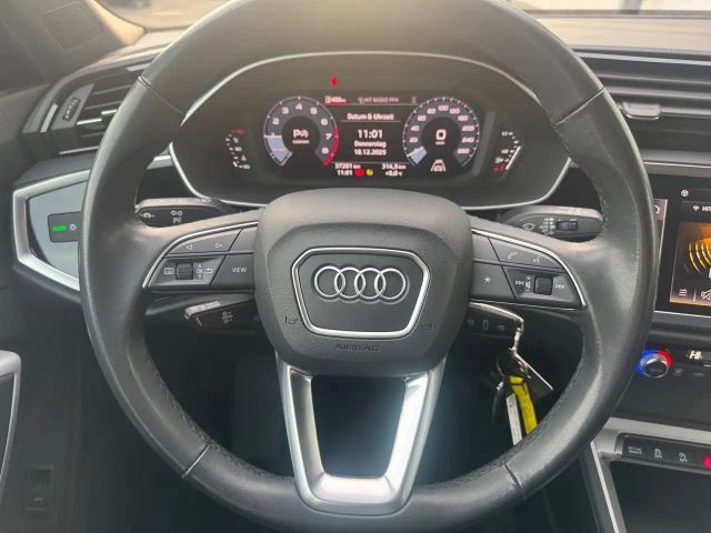 Audi Q3 35 TFSI S-Line S-Tronic