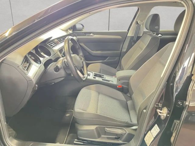 Volkswagen Passat 1.5 TSI DSG Variant