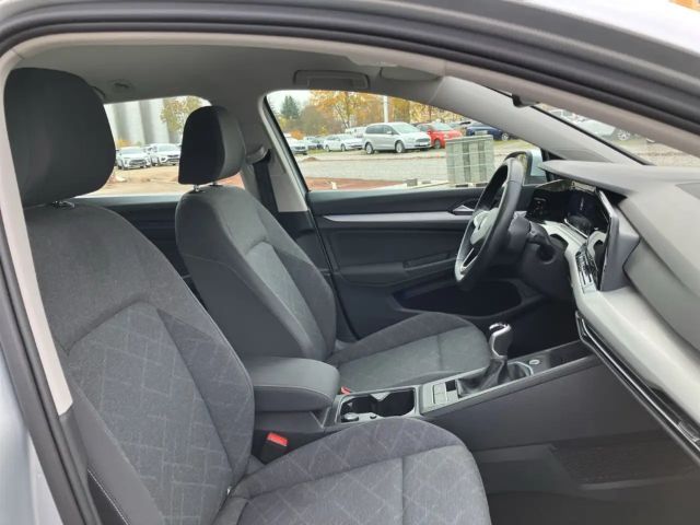 Volkswagen Golf 1.0 TSI Golf VIII Life Variant