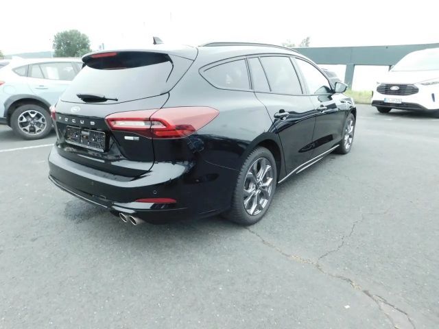 Ford Focus ST Line Wagon