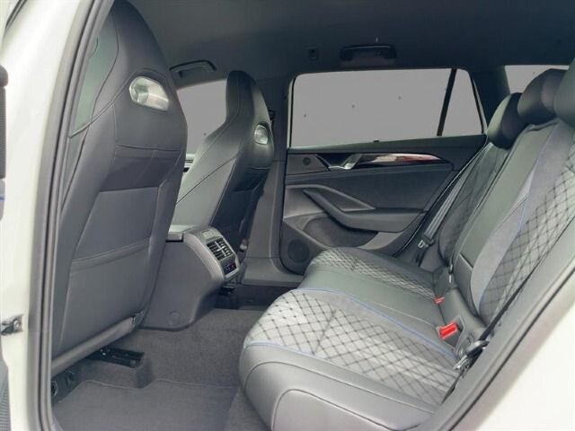 Volkswagen Passat 2.0 TDI R-Line