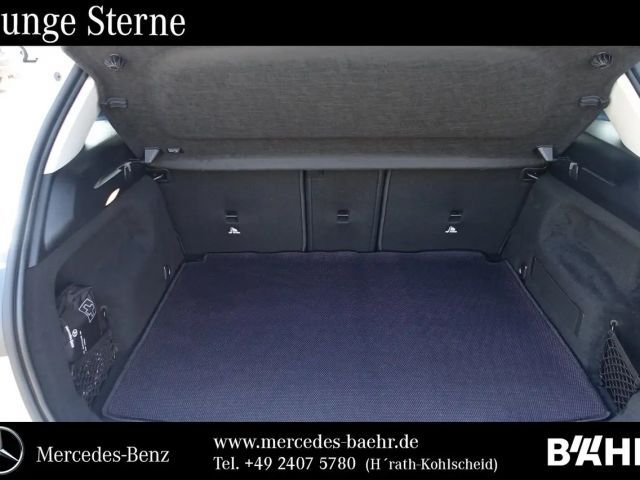 Mercedes-Benz B 200 Progressive Sedan