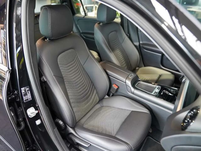 Mercedes-Benz GLB 200 GLB 200 d