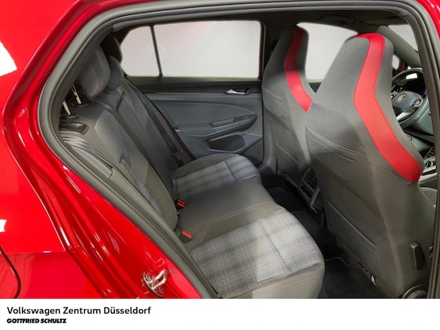 Volkswagen Golf 2.0 TSI DSG Style