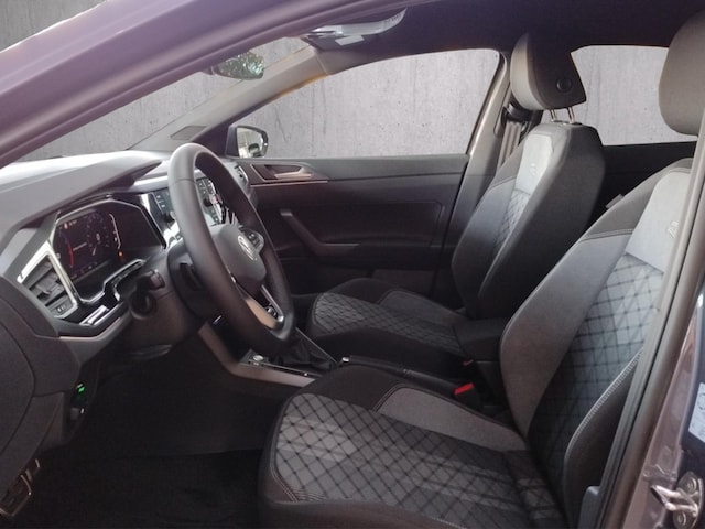 Volkswagen Polo 1.0 TSI DSG R-Line