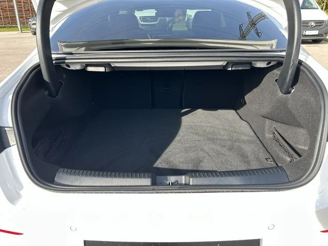 Mercedes-Benz CLA 180 Coupé