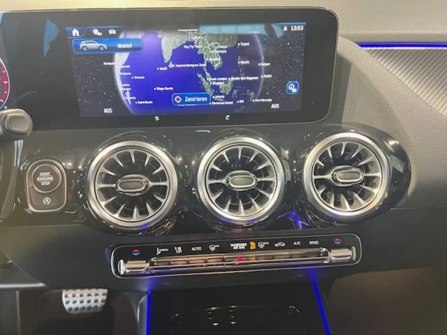 Mercedes-Benz GLA 220 4MATIC AMG Line