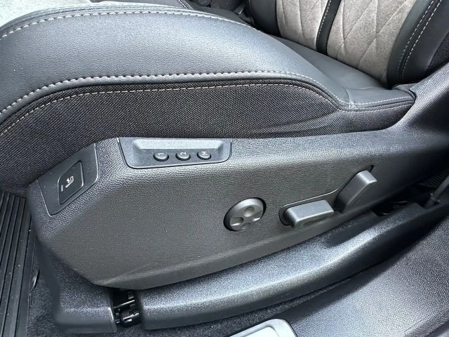 Peugeot 3008 EAT8 GT-Line Hybrid4