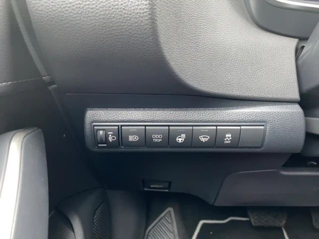 Toyota Corolla 2.0Teamplayer wenig KM*junger Gebrauchter