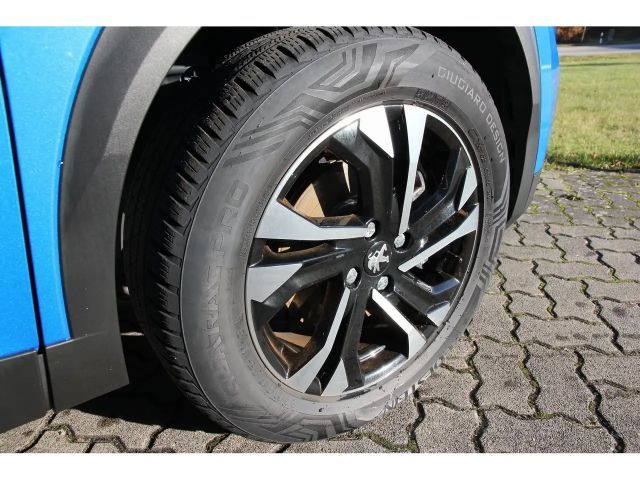 Peugeot E-2008 Allure Pack