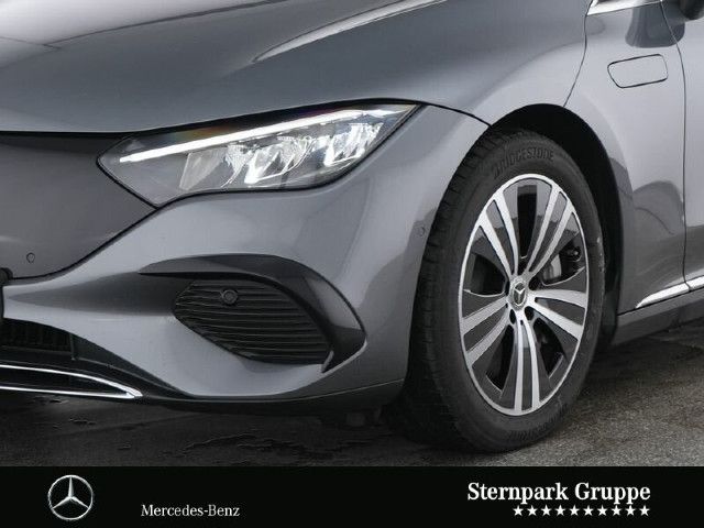 Mercedes-Benz EQE 300 Sedan