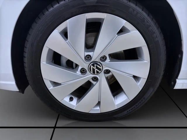 Volkswagen Golf 2.0 TDI DSG Style