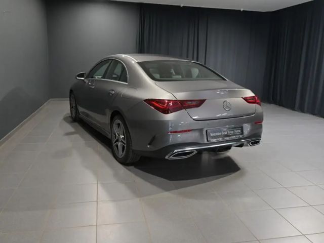 Mercedes-Benz CLA 200 AMG Line Coupé