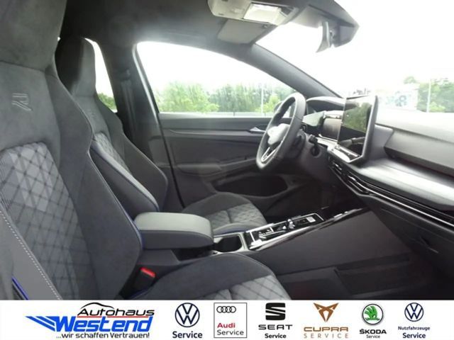 Volkswagen Golf DSG R-Line