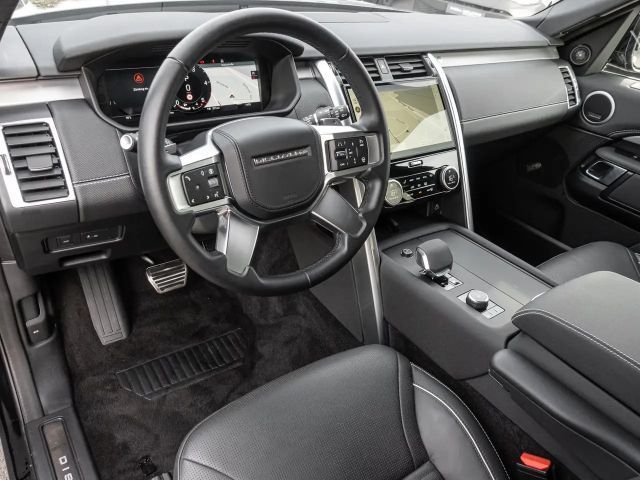 Land Rover Discovery D300 Dynamic HSE