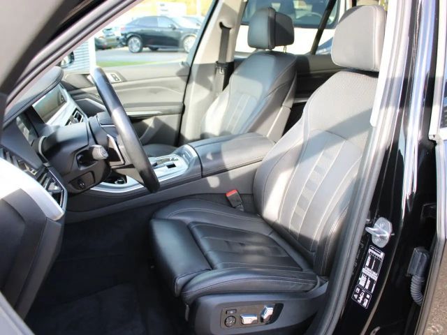 BMW X5 x40d KomfS.HUD PanoD.ACC Laser 2-Achsluft.AHK