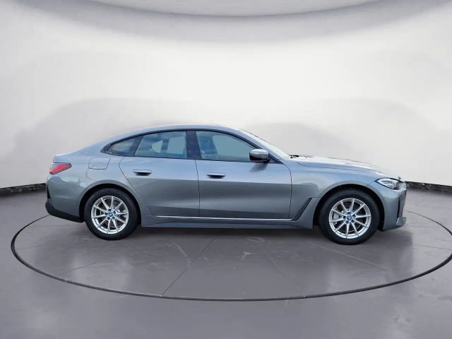 BMW i4 Coupé Gran Coupé Sedan eDrive40