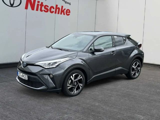 Toyota C-HR Hybride Team D