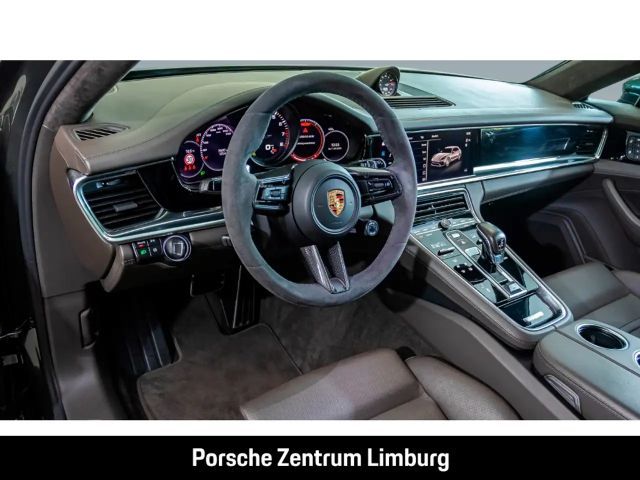 Porsche Panamera GTS Sport Turismo