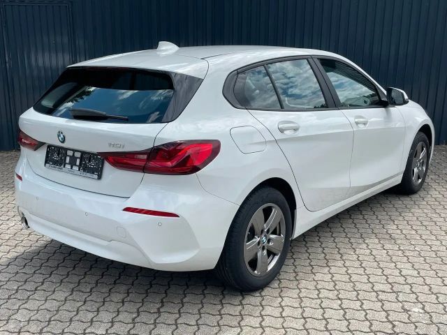 BMW 116 116i 5-deurs Sedan