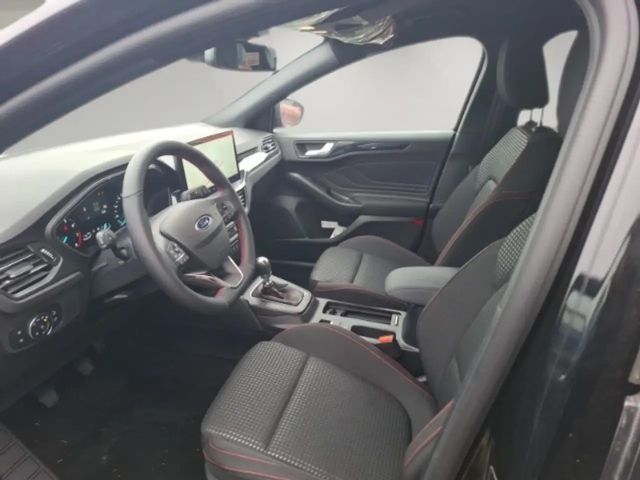 Ford Focus ST Line Wagon