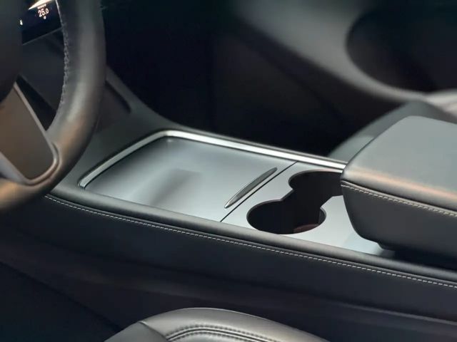 Tesla Model Y Performance