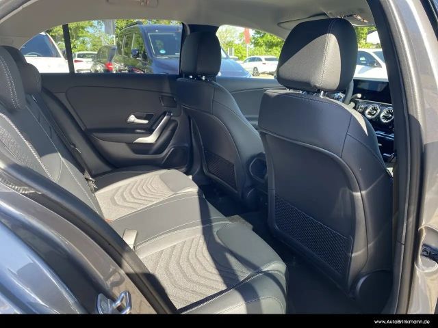 Mercedes-Benz A 180 Progressive