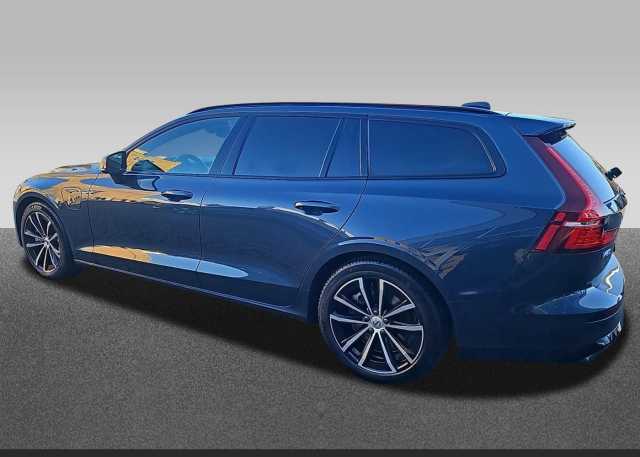 Volvo V60 AWD Dark Plus T6