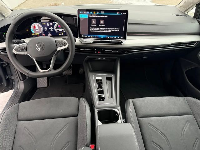 Volkswagen Golf Business DSG Variant