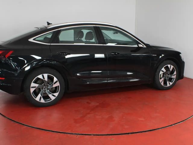 Audi e-tron 50 S-Line Sportback