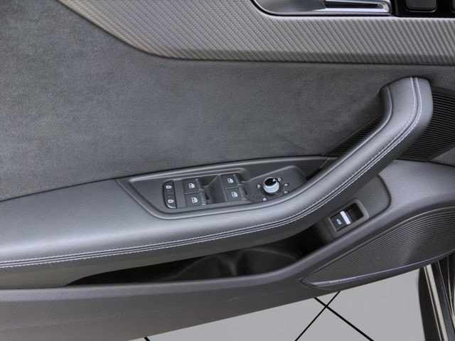 Audi RS4 Avant Quattro