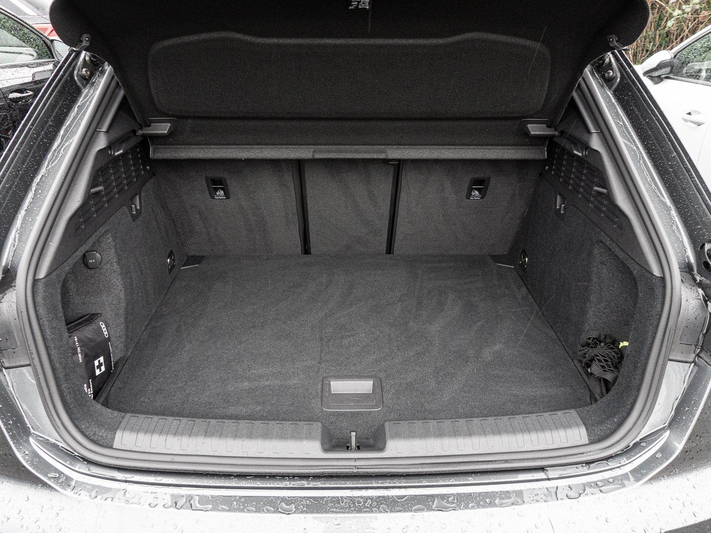 Audi S3 Quattro S-Tronic Sedan Sportback