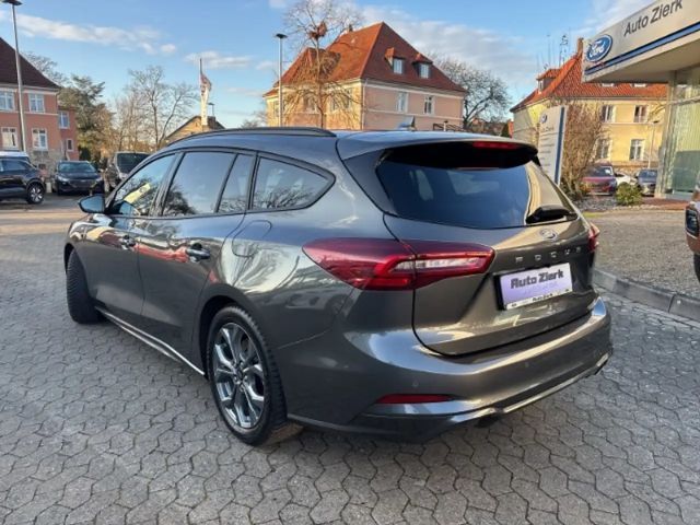 Ford Focus EcoBoost ST Line Wagon