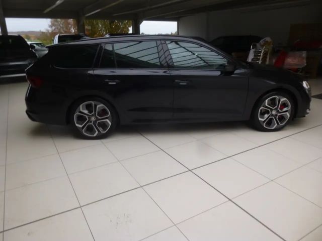 Skoda Octavia Combi RS