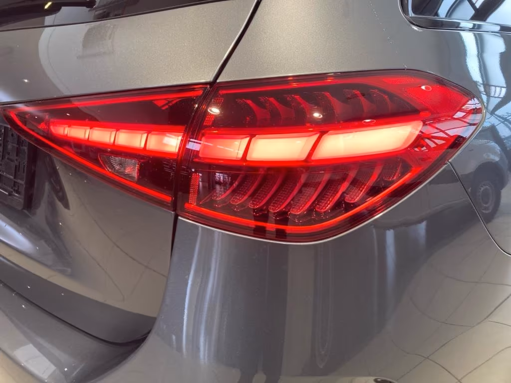 Mercedes-Benz C 200 AMG Line