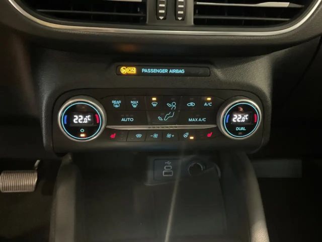 Ford Kuga Plug in Hybrid Titanium