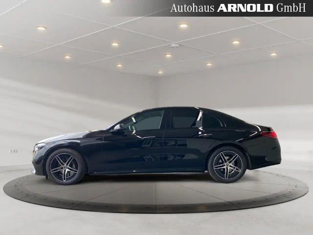 Mercedes-Benz E 200 AMG Line Sedan