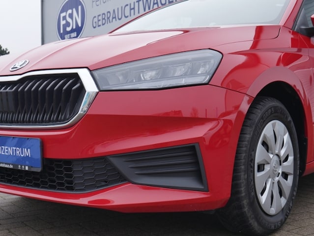 Skoda Fabia 1.0 MPI LED PDC-hinten SITZHZG SMARTLINK KLIMAANLAGE LANEASSIST