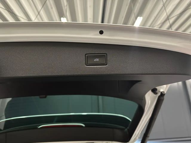 Volkswagen Tiguan 4Motion IQ.Drive R-Line