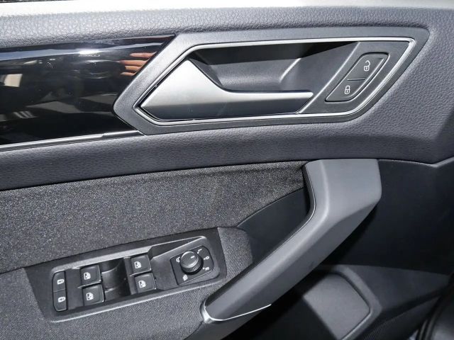 Volkswagen Touran DSG Highline