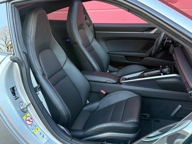 Porsche 911 Carrera Coupé