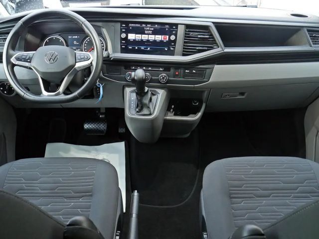 Volkswagen Caravelle 2.0 TDI Comfortline T6